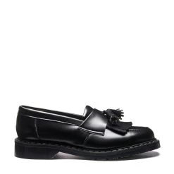 Solovair Vegan Tassel Loafer In Black Hi-Shine