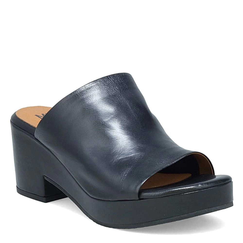 Miz Mooz Women's Gwen In Black - Image 2
