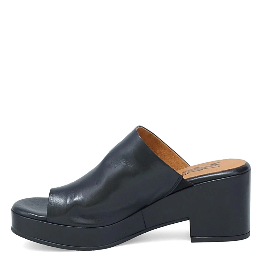 Miz Mooz Women's Gwen In Black - Image 4