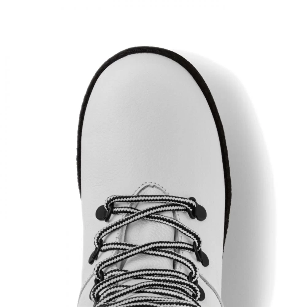 Cougar Women's Original Pillow Boot In White - Image 4